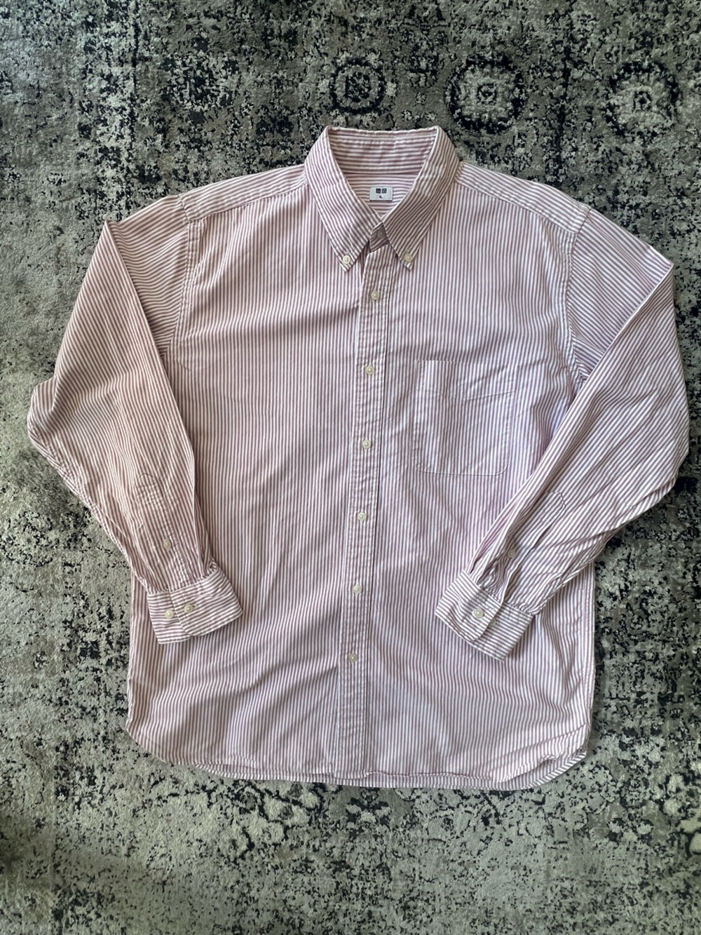 Uniqlo Button-down